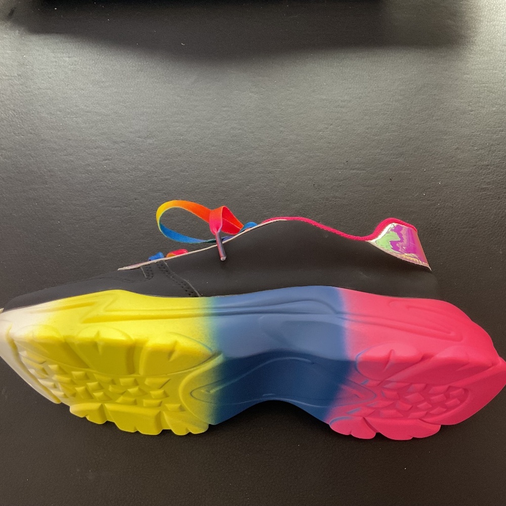 Colorful Rainbow Sneakers Size 8 - Picture 7 of 7